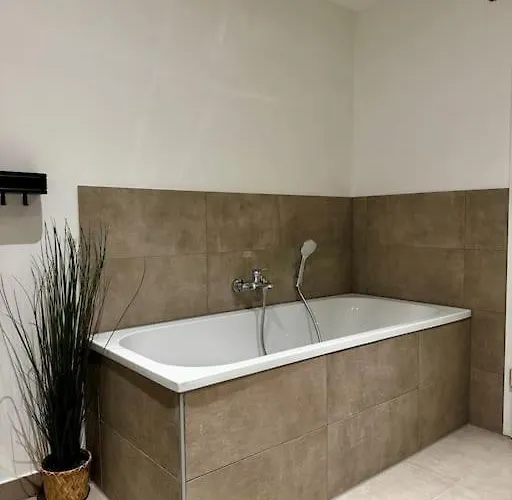 Larooms One Halle (Saale)